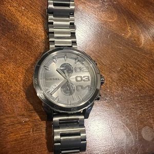 Slightly used Diesel DZ4314 Gunmetal Black Men Watch